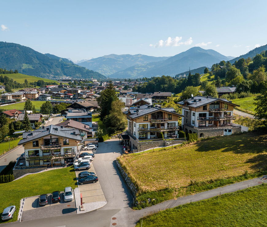 Avenida Panorama Suites Kaprun Summer